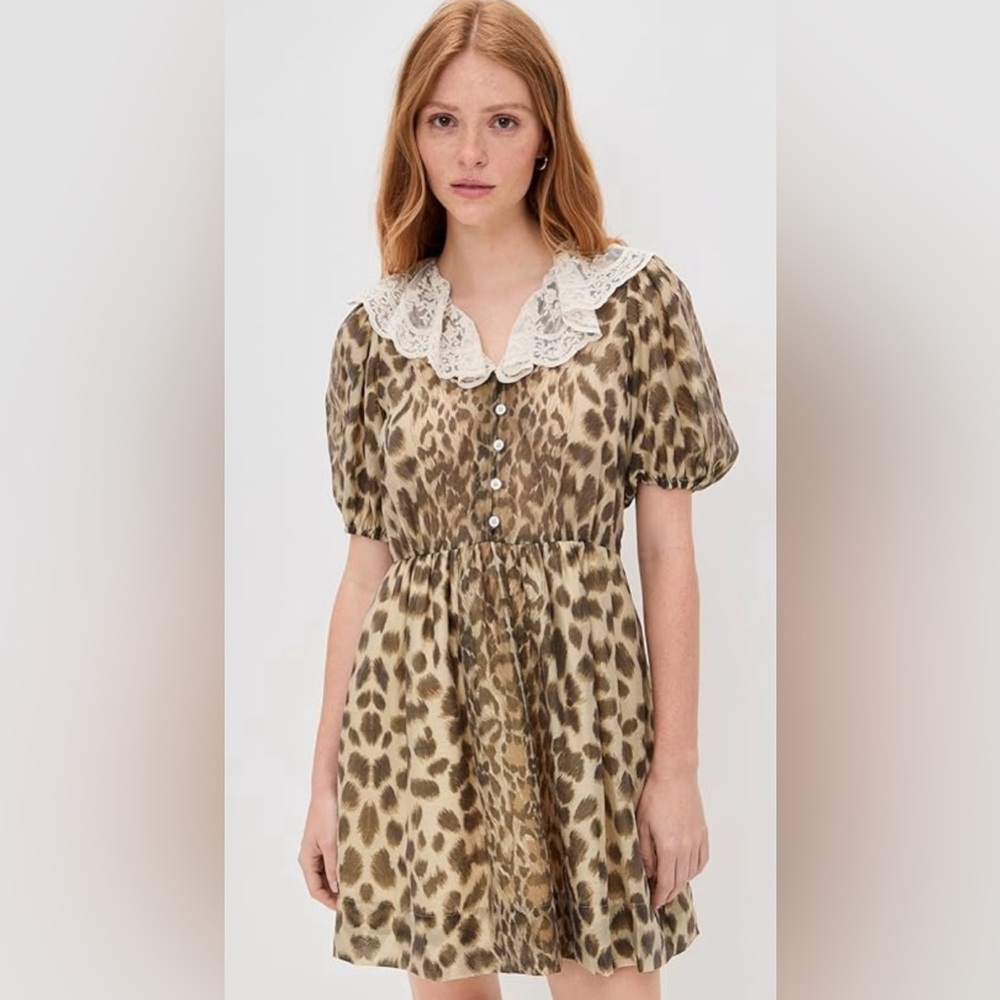 Sea Claude Print Lace Collared Dress
In: Cream
